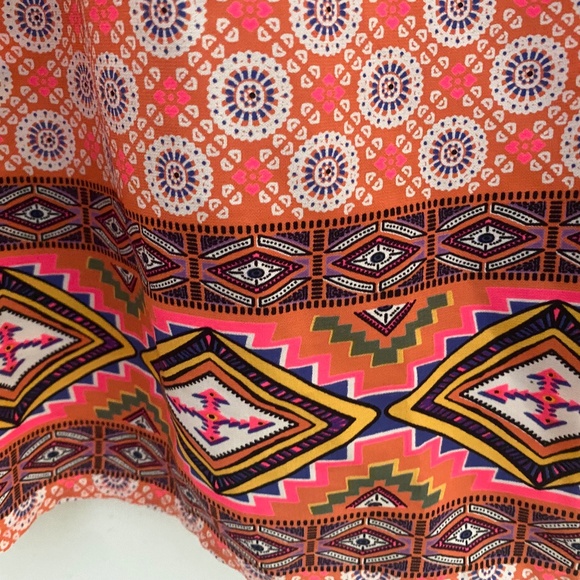 Soprano Cold Shoulder Blouse Sz. L Floral Top - Picture 3 of 4